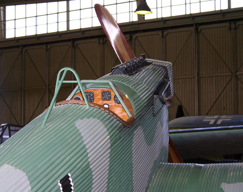 Junkers J9 - Cockpit