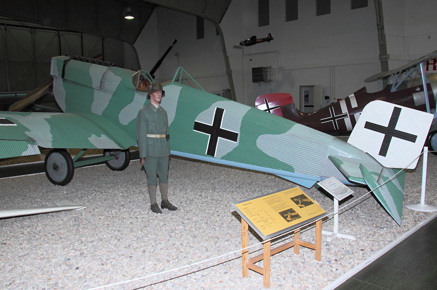 Junkers J 9 (D-I): Das Flugzeug war das erste Ganzmetall-Jagdflugzeug der Welt (Duraluminium-Wellblech)