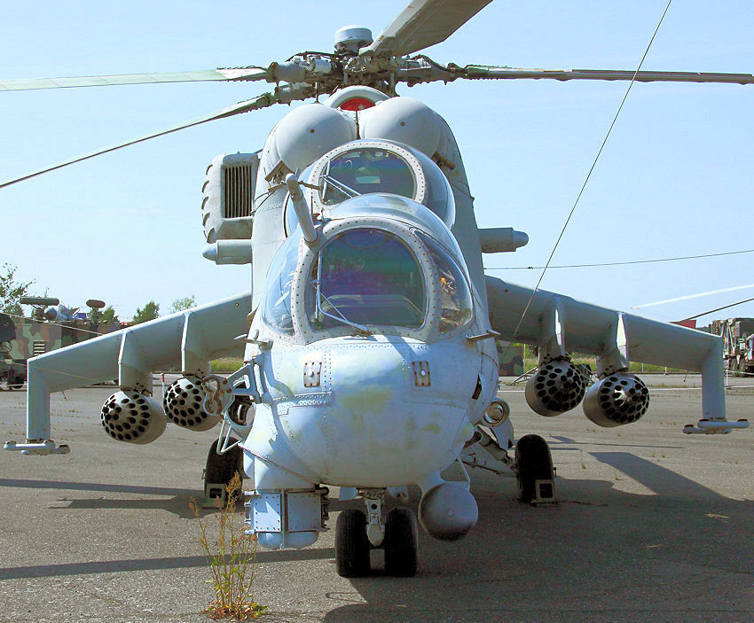 Mil Mi-24 P - Einer der robustesten und waffenstärksten Kampfhubschrauber der Welt (“fliegender Panzer”)
