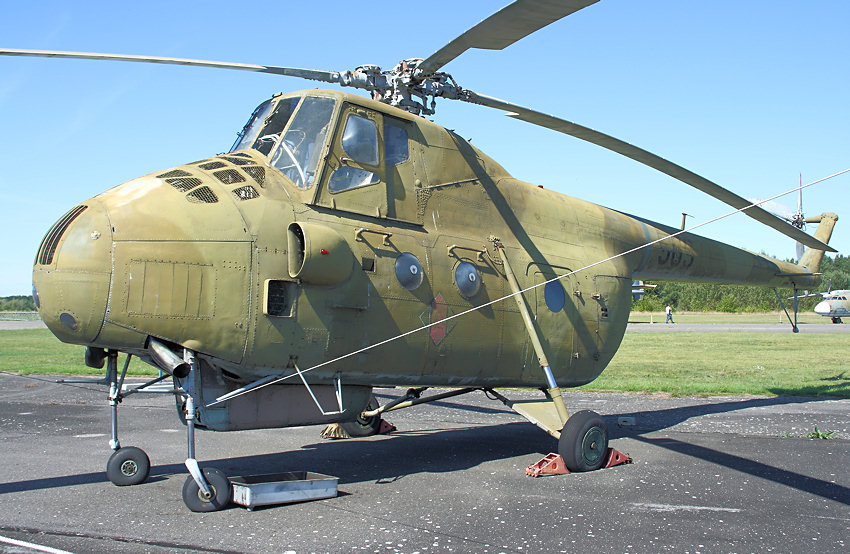 Mil Mi-4 A: Mehrzweckhubschrauber der ehemaligen UdSSR (NATO-Code = Hound)