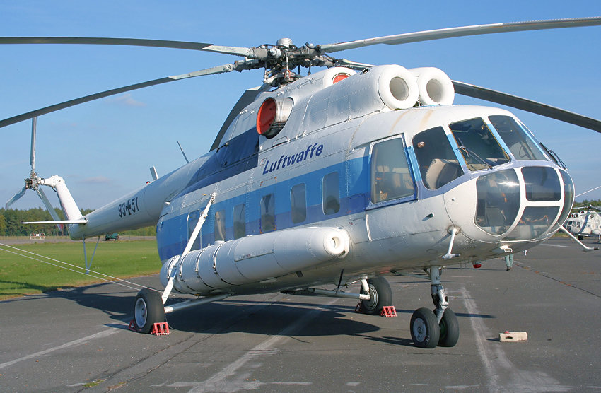 Mil Mi-8 S: VIP-Hubschrauber der Flugbereitschaft des BMVg für privilegierte Passagiere (Salonversion)