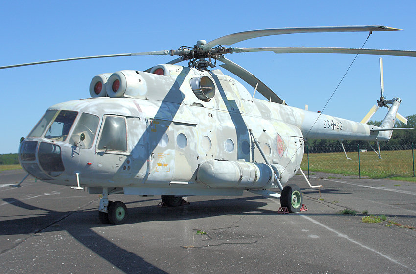 Mil Mi-9: fliegende Kommandozentrale für Stäbe der Landstreitkräfte ab Division aufwärts