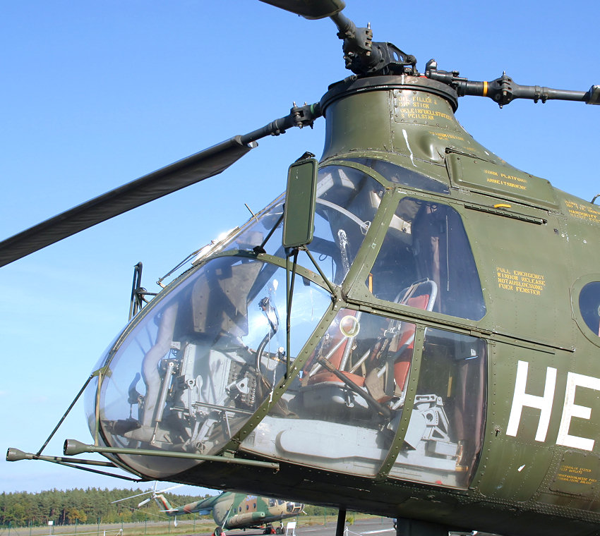 Vertol H-21 - Bugansicht