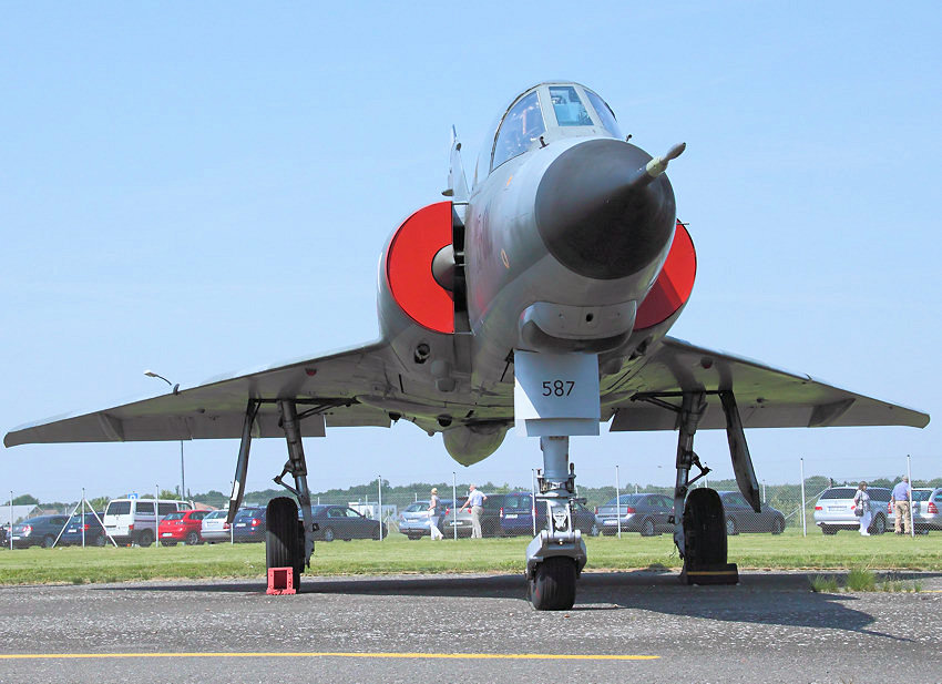 Dassault Mirage III: französisches Jagdflugzeug von 1967 mit Deltaflügel