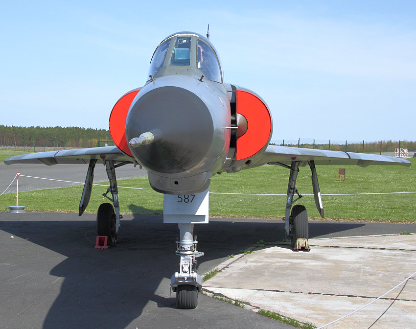 Dassault Mirage III - Frontansicht
