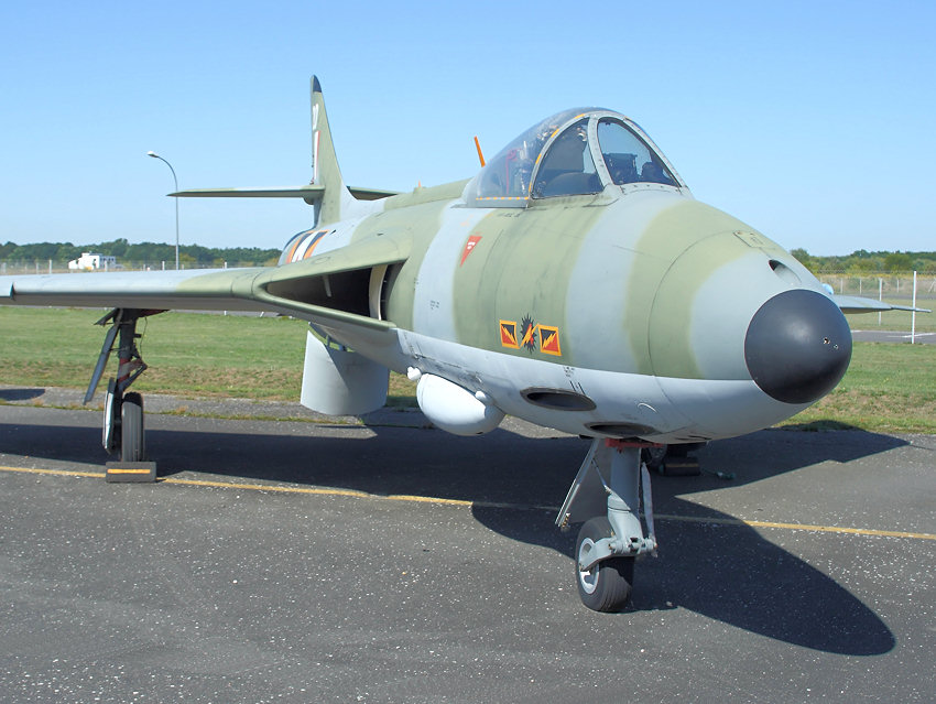 Hawker Hunter: Jagd- und Jagdbombenflugzeug von 1951