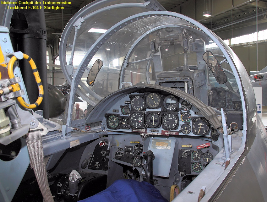 F-104 F Cockpit - hinten