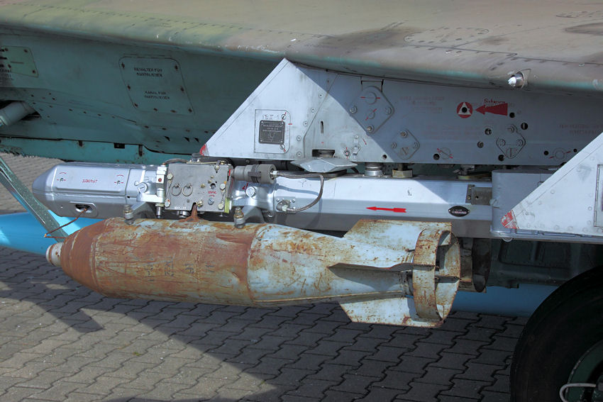 MiG-21 MF - Bomben