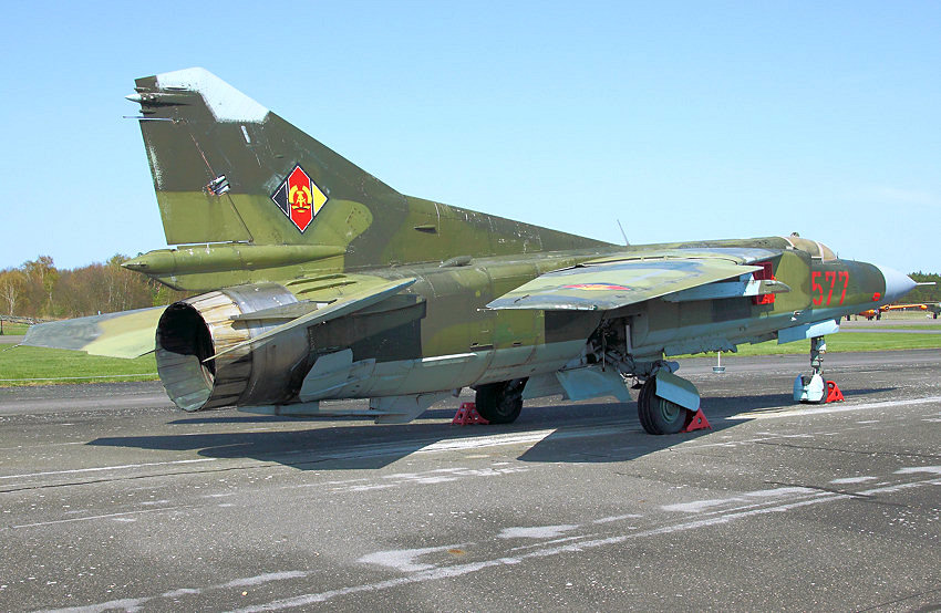 MiG-23 MF, Mikojan-Gurewitsch: Jagdbomber mit Schwenkflügel der UdSSR von 1970