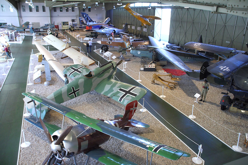 Hangar 3