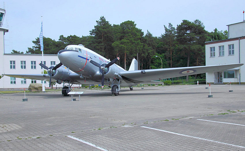 Douglas C-47B Dakota