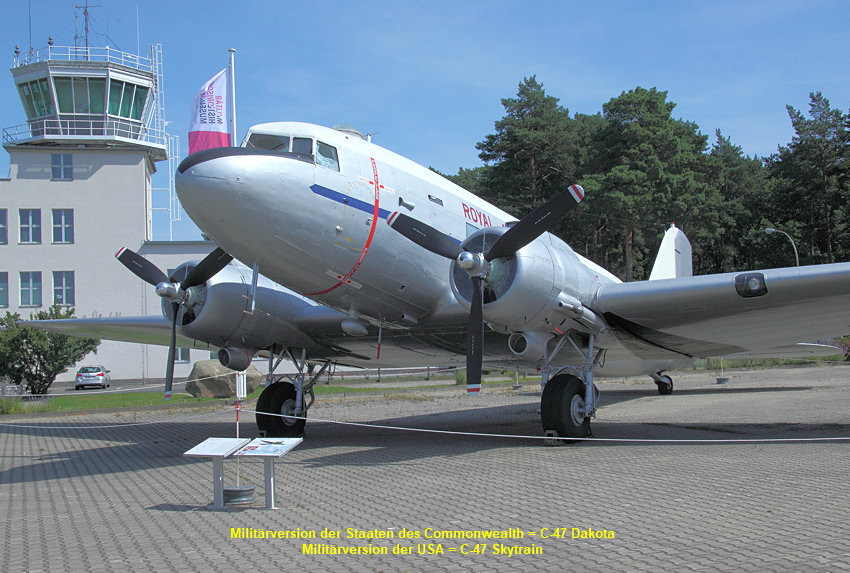 Douglas C-47 “Dakota”: militärische Version des zivilen Passagierflugzeuges DC-3