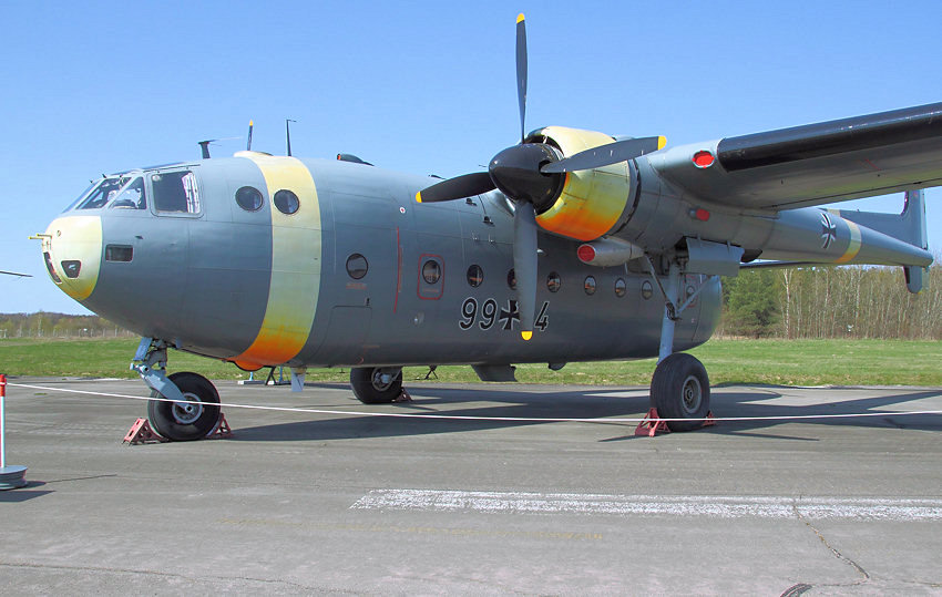 Noratlas: Transportflugzeug mit Rumpfgondel und doppelten Leitwerksträgern