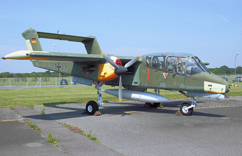 Rockwell OV-10 Bronco: leichtes Beobachtungs-, Angriffs- und Transportflugzeug mit Kurzstart- und Landeeigenschaften