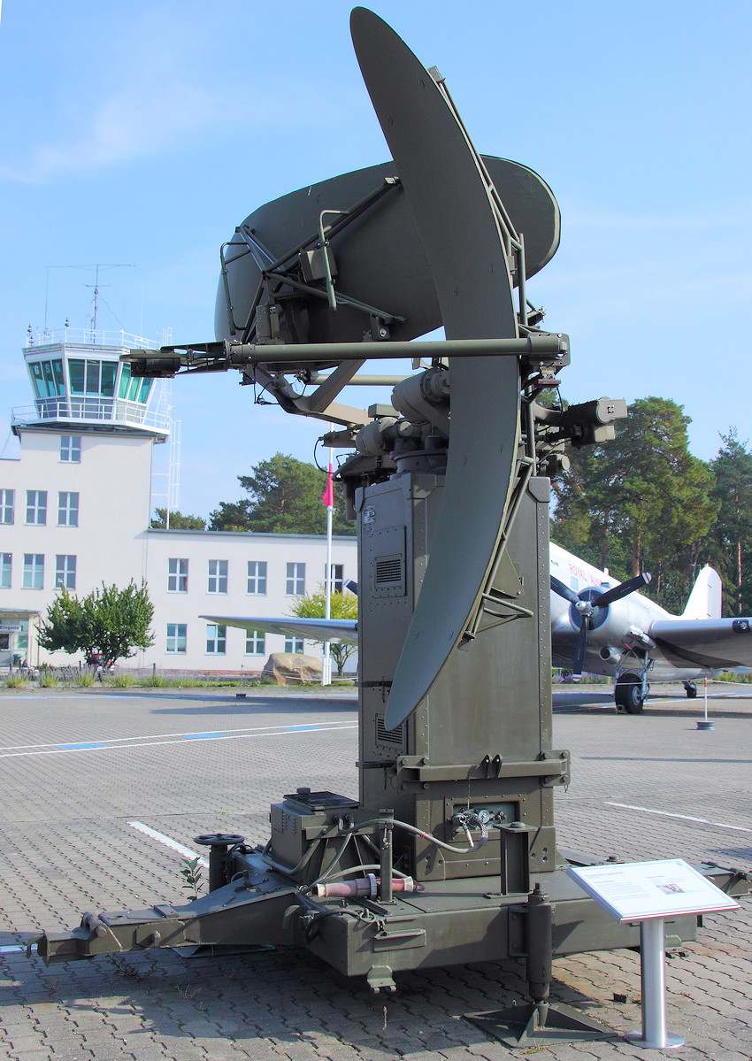 Radaranlage FPN-36 zur Flgsicherung