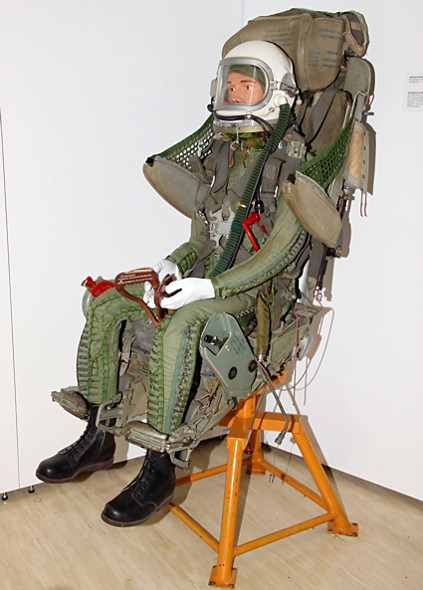 MiG-21 - Schleudersitz: Swedzda KM-1M