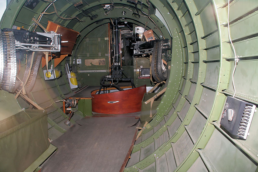 Boeing B-17 Flying Fortress: Laderaum