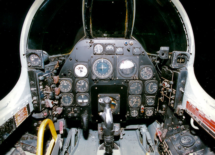 North American F-86D Sabre ("Sabre Dog"): Allwetter-Jäger der USA von 1949 mit Luft-Luft-Raketen