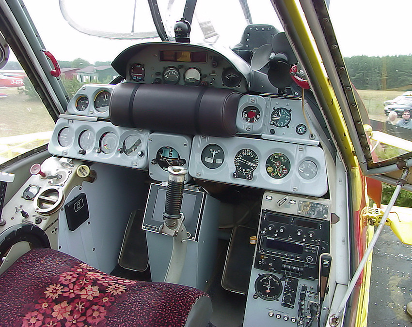 PZL 106 Kruk - Cockpit