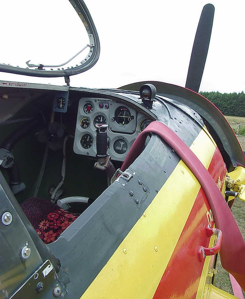 PZL 106 Kruk Cockpit