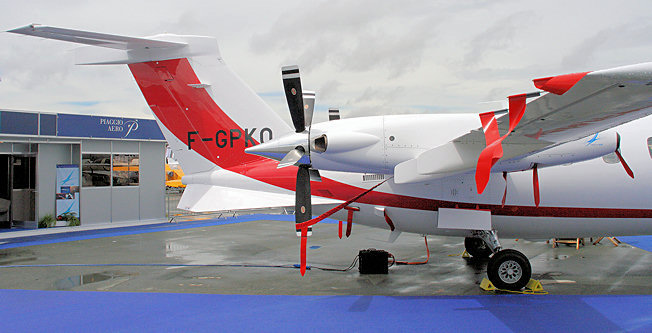 Piaggio P 180 Avanti