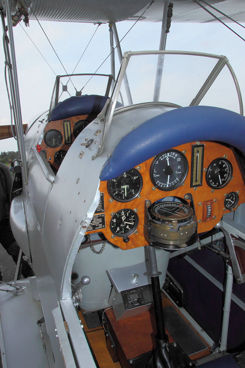 Tiger Moth - Cockpit