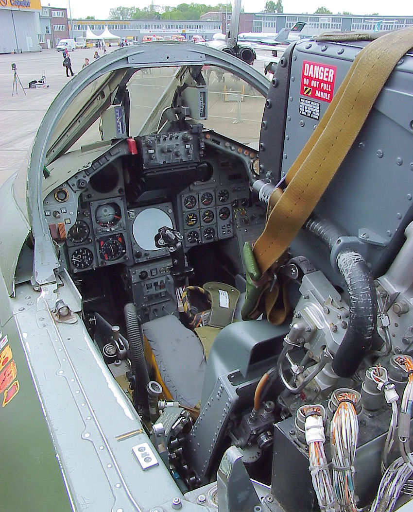 Tornado Panavia - Cockpit vorne