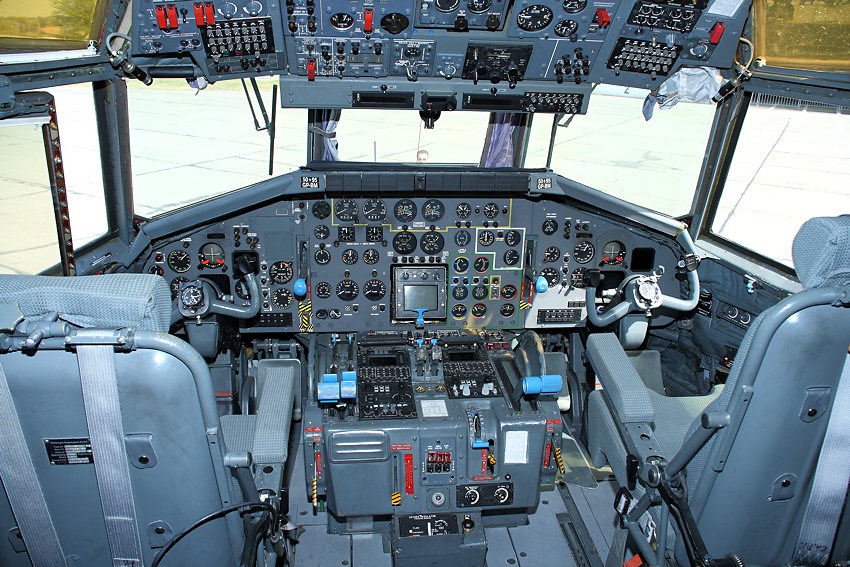 Transall C-160- Cockpit
