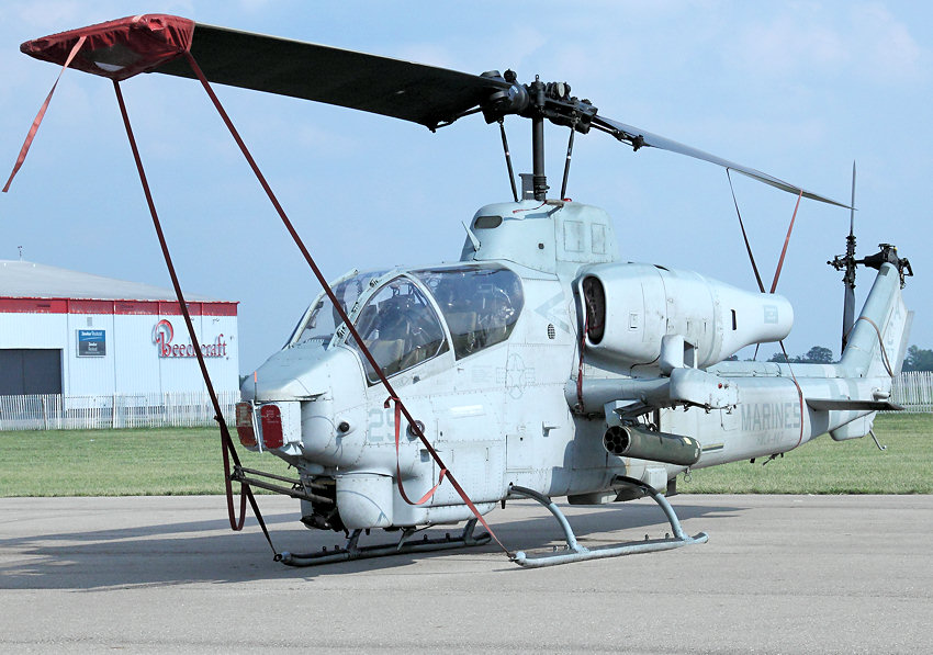 Bell AH-1W Super Cobra: Kampfhubschrauber der amerikanischen Firma Bell Helicopters