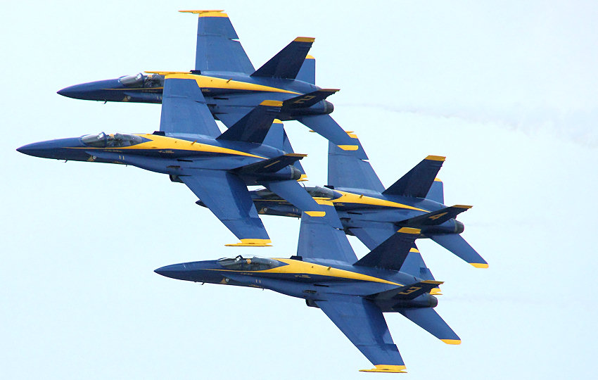 McDonnell Douglas F/A-18 Hornet: Beste Kunstflugstaffel der Welt in Dayton/Ohio 2010