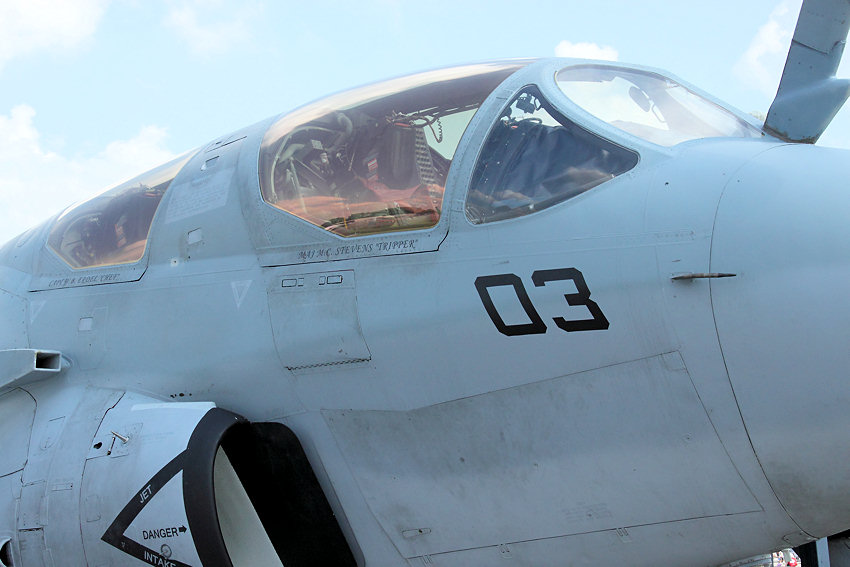 Grumman A-6 - Cockpitansicht