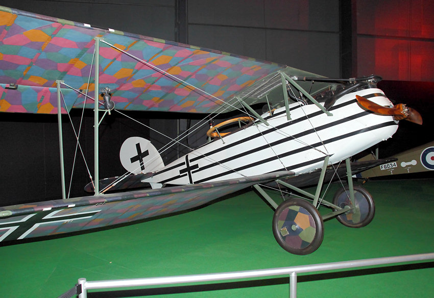Halberstadt CL.IV: deutsches Erdkampfflugzeug im Ersten Weltkrieg
