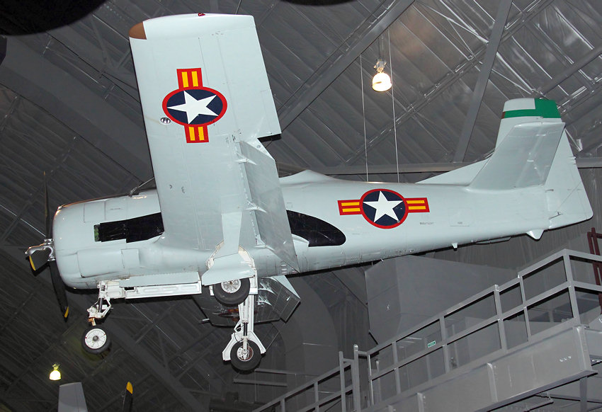 North American T-28 Trojan: ein von North American Aviation produziertes Trainingsflugzeug