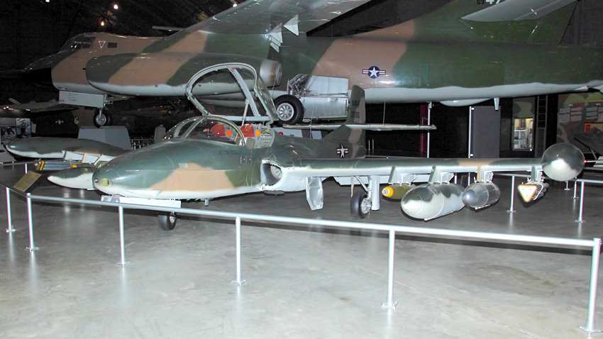 Cessna A-37 Dragonfly: leichtes Kampfflugzeug der USA