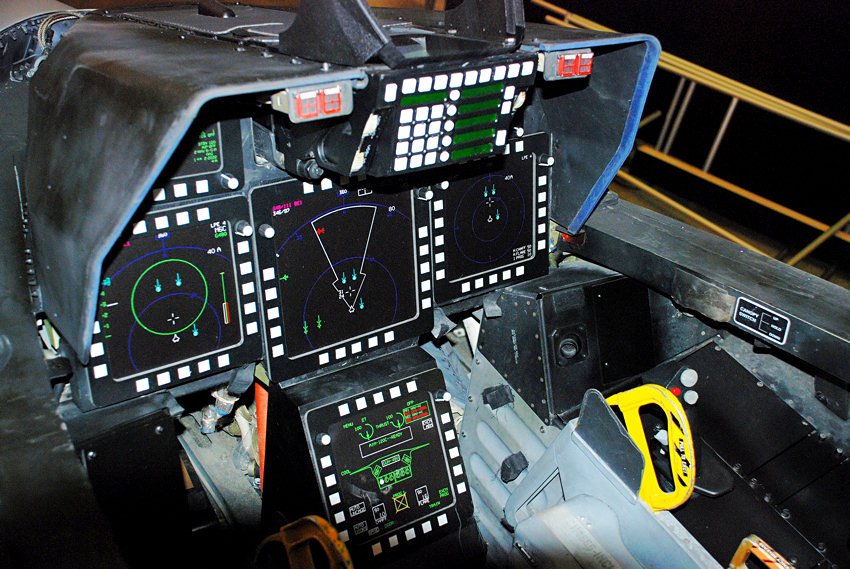 Lockheed Martin F-22A Raptor - Cockpit