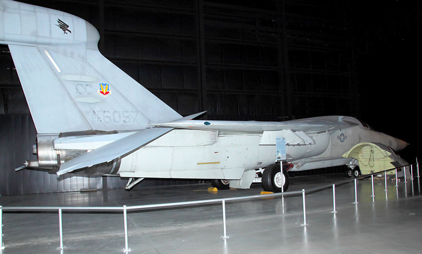 General Dynamics EF-111A Raven: Das Flugzeug ist eine Variante der F-111 Aardvark für die Elektronische Kampfführung