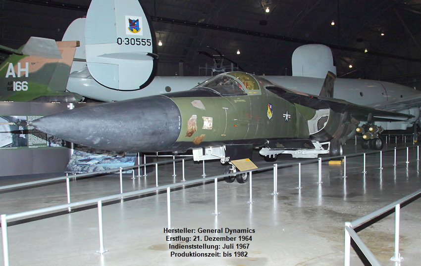 General Dynamics F-111A Aardvark: Das erste in Serie produzierte Kampfflugzeug mit Schwenkflügel