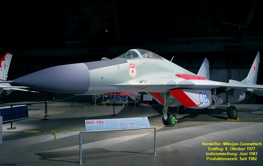 Die MiG-29 wurde als Reaktion auf eine neue Generation von US-Flugzeugen, wie die F-15 und F-16 entworfen