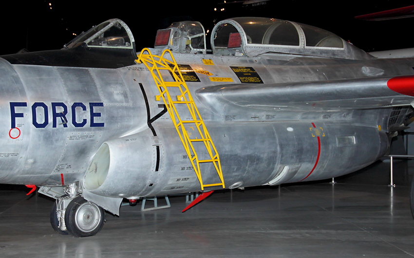 Northrop F-89 Scorpion: Allwetter-Abfangjäger der USA