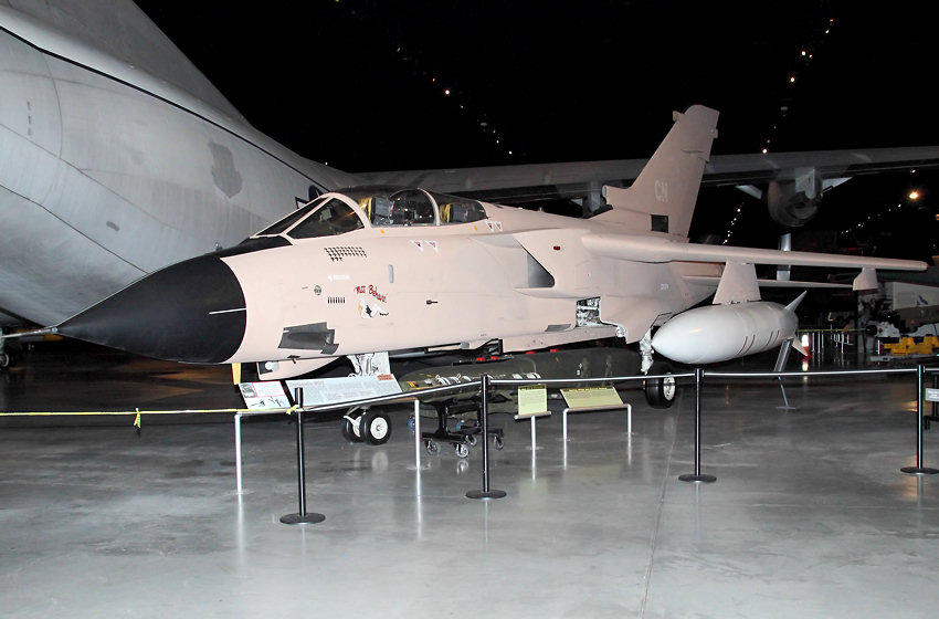 Panavia Tornado GR 1: Mehrzweckkampfflugzeug der Luftstreitkräfte von Italien, England und Deutschland