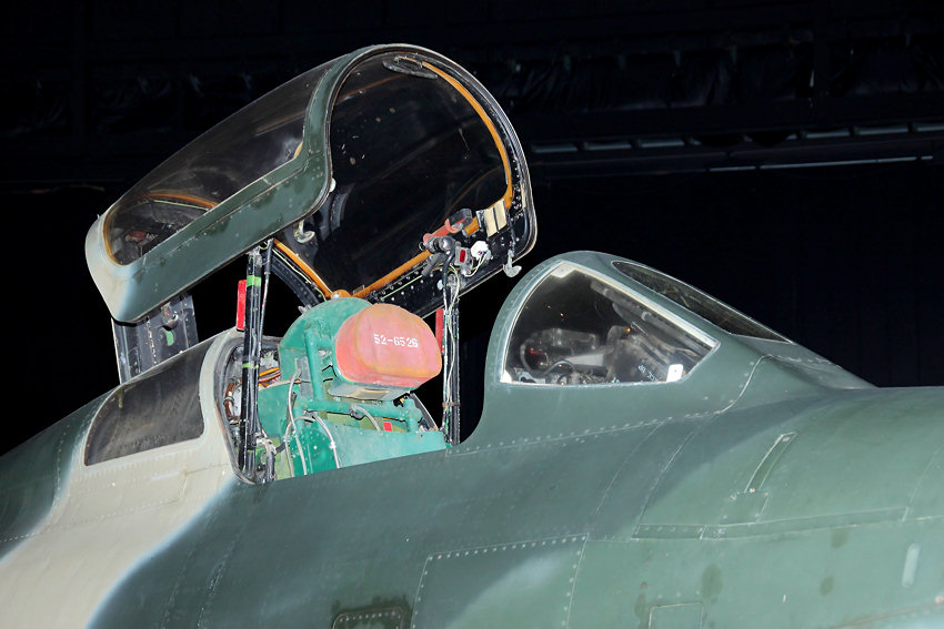 Republic F-84F Thunderstreak: Kampfflugzeug mit gepfeilten Flügeln von 1950