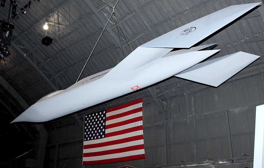 Boeing Bird of Prey: Demonstrator der Stealth-Technik und neuer Konstruktionsmethoden
