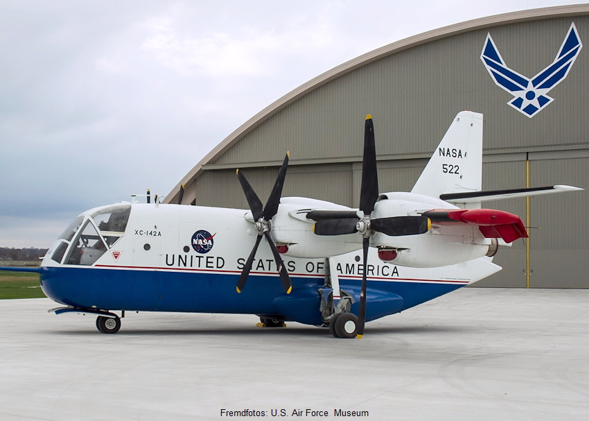Chance-Vought LTV XC-142 - Vorfeld