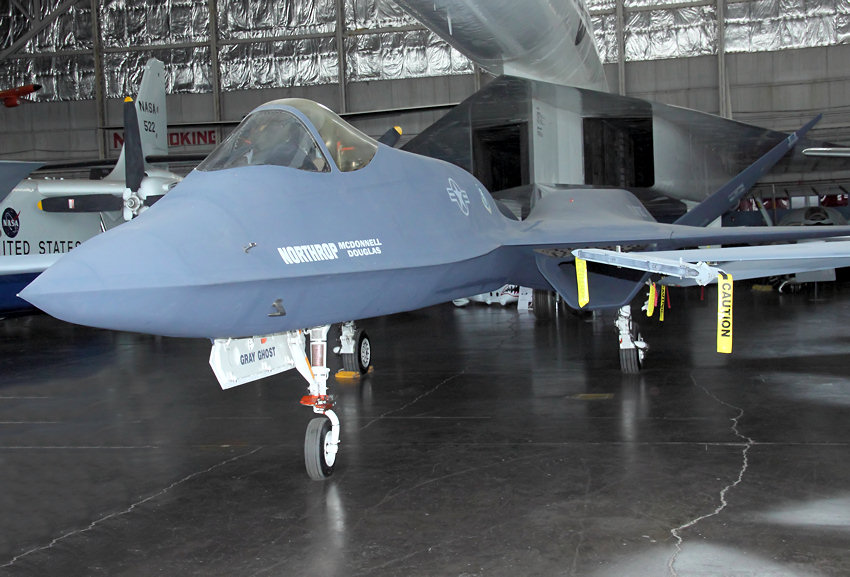 Northrop-McDonnell Douglas YF-23A Black Widow II: Das Flugzeug unterlag gegenüber der F-22 Raptor