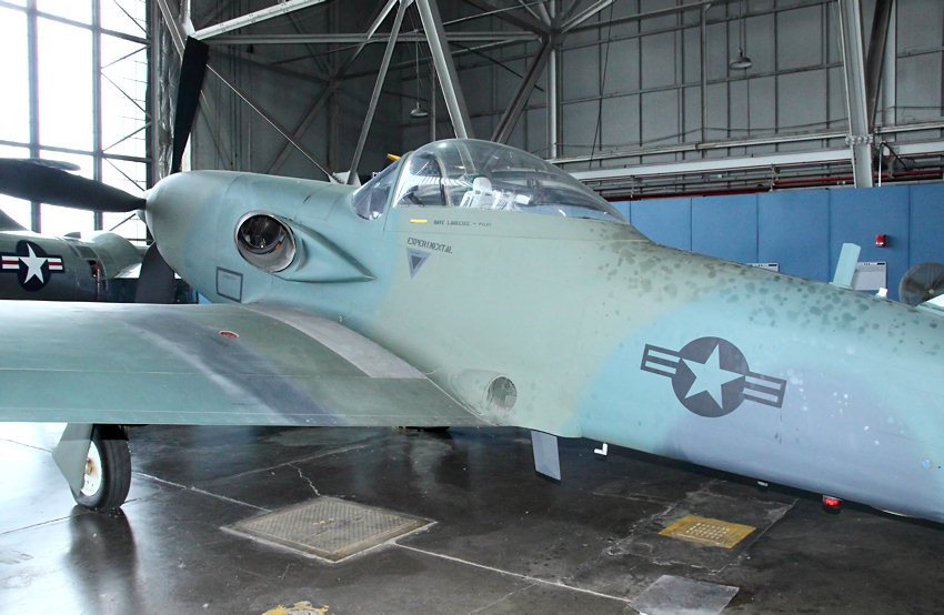 Piper PA48 Enforcer: Das auf der P-51 Mustang basierende Kampfflugzeug wurde nicht von der USAF gekauft