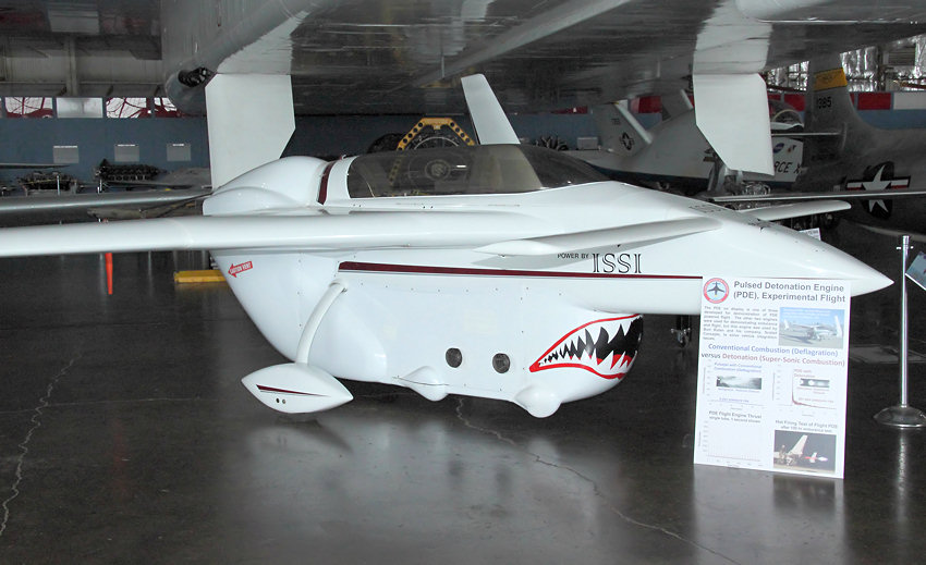 Scaled Composites Long-EZ Borealis: wird durch eine Pulse Detonation Engine (PDE) angetrieben