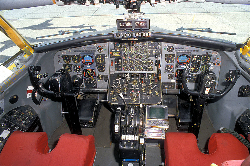 Boeing NKC-135 - Cockpit