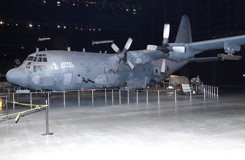 Lockheed AC-130A Spectre: Militärversion der USAF des Transportflugzeugs C-130 Hercules