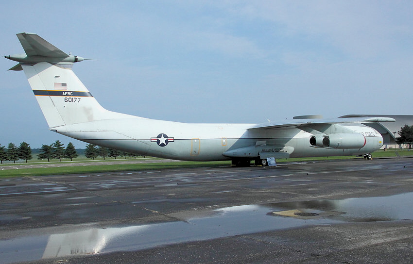 Lockheed C141 Starlifter - Transportflugzeug