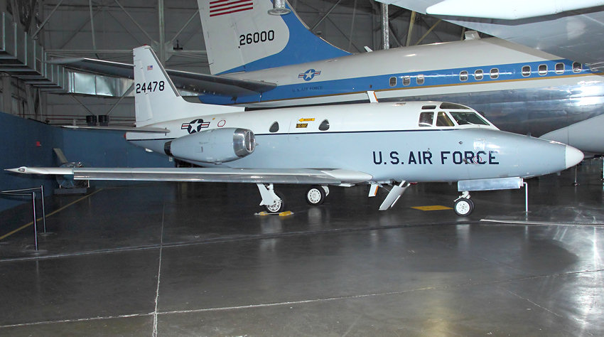 North American T-39 Sabreliner: Diese militärische Variante wurde von der U.S. Air Force und der U.S. Navy verwendet